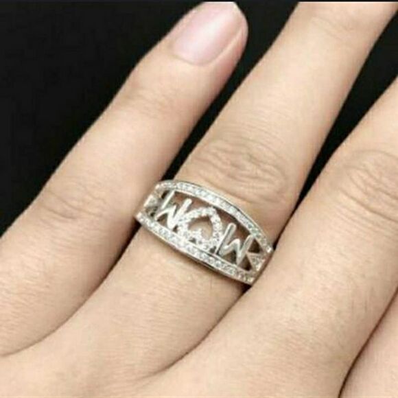 Silver rhinestone MOM Ring - Picture 2 of 5